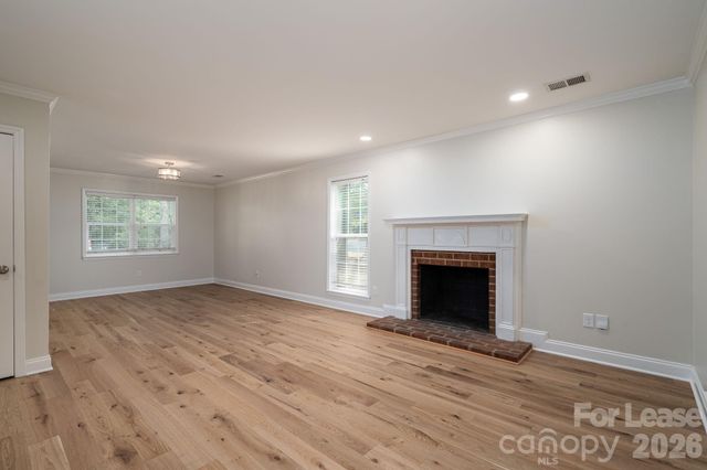 100 Cabell Way, Charlotte, NC 28211