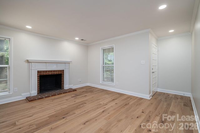 100 Cabell Way, Charlotte, NC 28211