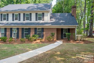 100 Cabell Way, Charlotte, NC 28211