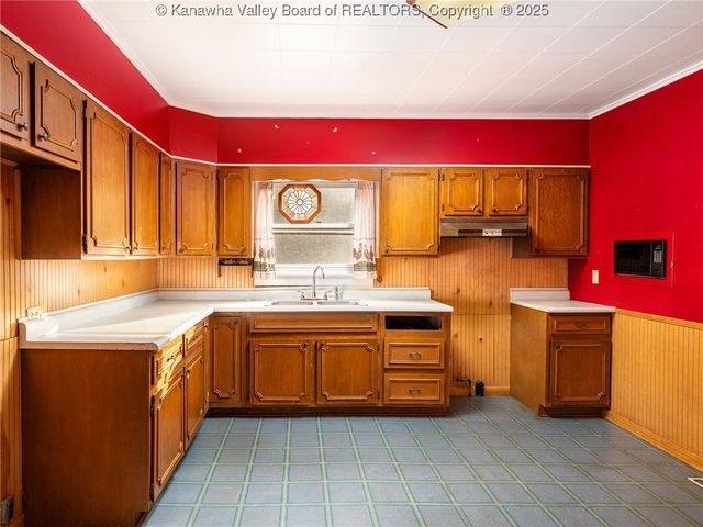 6444 Starlight Drive, Charleston, WV 25312