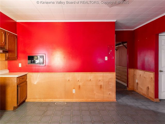 6444 Starlight Drive, Charleston, WV 25312