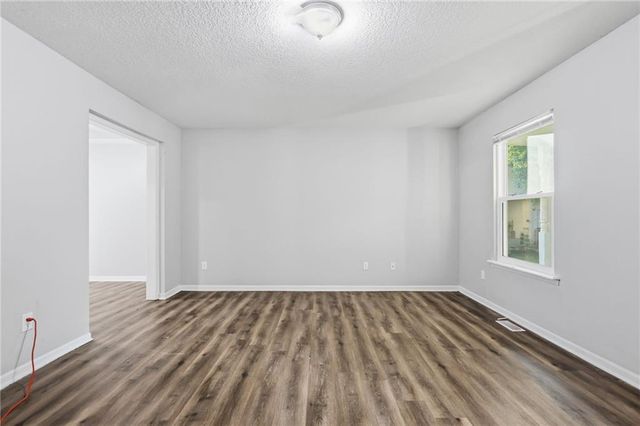 201 N Poplar Drive, Gardner, KS 66030