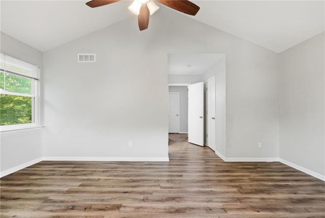 201 N Poplar Drive, Gardner, KS 66030