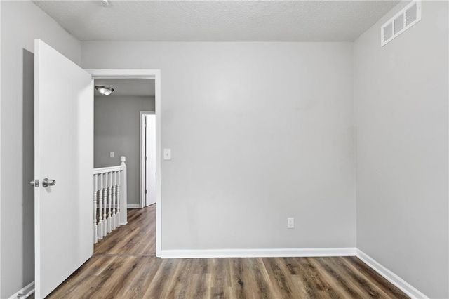 201 N Poplar Drive, Gardner, KS 66030