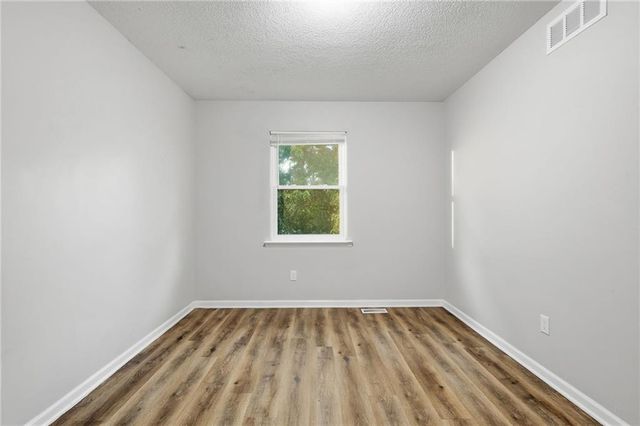 201 N Poplar Drive, Gardner, KS 66030