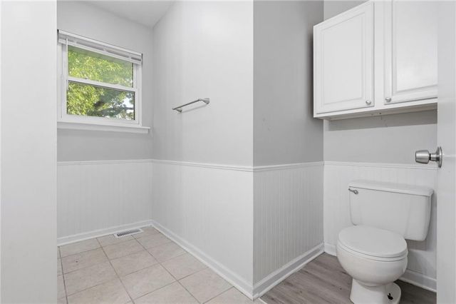 201 N Poplar Drive, Gardner, KS 66030
