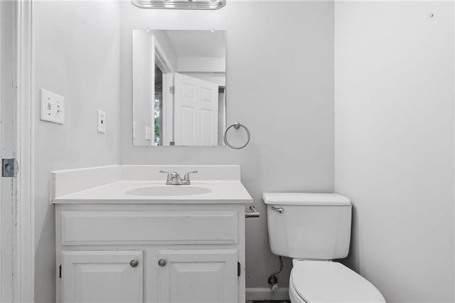 201 N Poplar Drive, Gardner, KS 66030