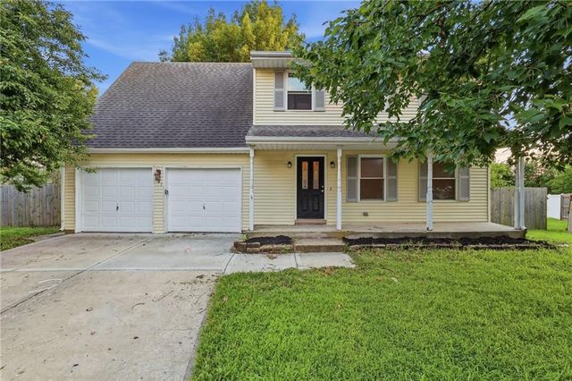 201 N Poplar Drive, Gardner, KS 66030