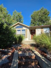840 Bunyan Avenue, Berthoud, CO 80513