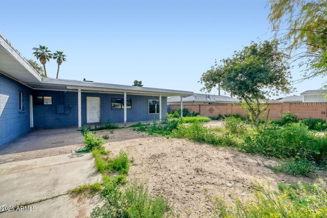 5548 W BELMONT Avenue, Glendale, AZ 85301