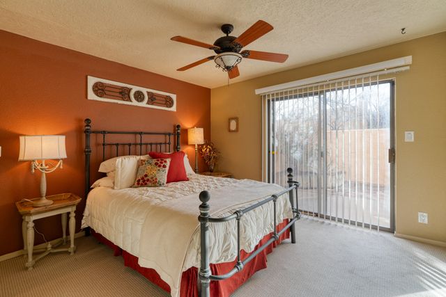 10277 Las Casitas Court NE, Albuquerque, NM 87111