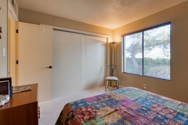 10277 Las Casitas Court NE, Albuquerque, NM 87111