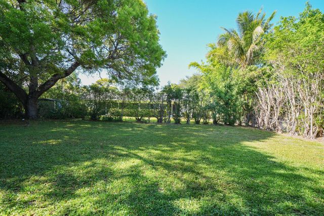 683 Dover Street 683,685, Boca Raton, FL 33487
