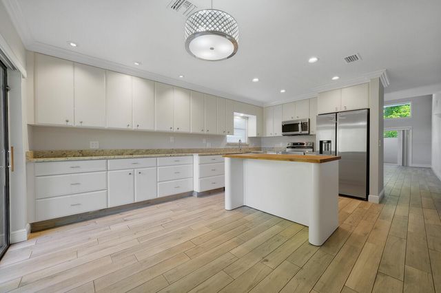 683 Dover Street 683,685, Boca Raton, FL 33487