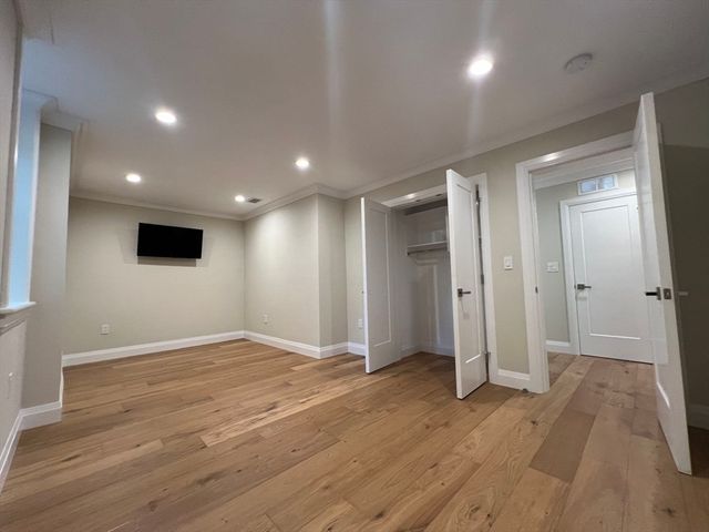 23 Winslow Road 1, Brookline, MA 02446