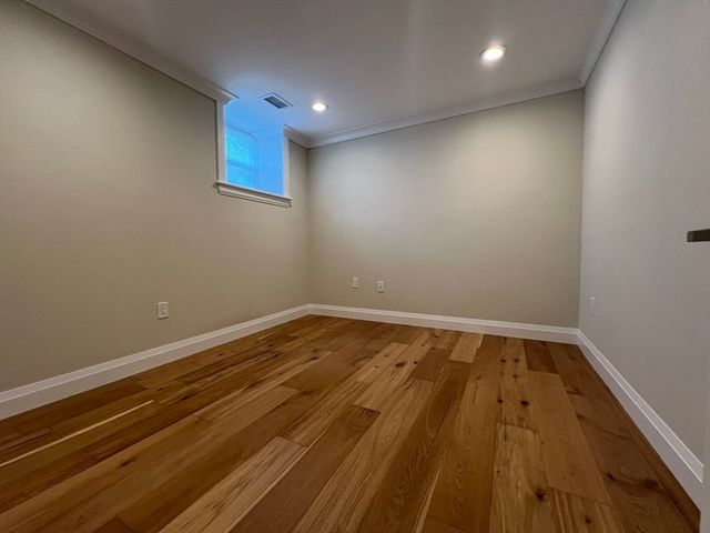 23 Winslow Road 1, Brookline, MA 02446