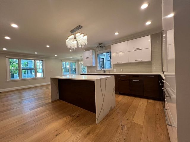 23 Winslow Road 1, Brookline, MA 02446