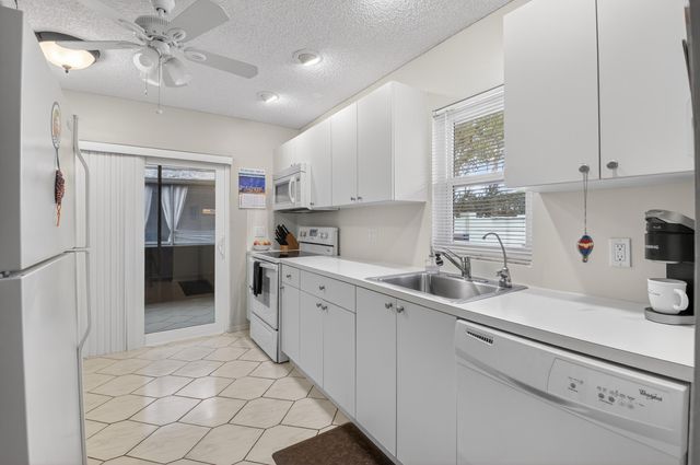 8977 Echo Lane, Boca Raton, FL 33496