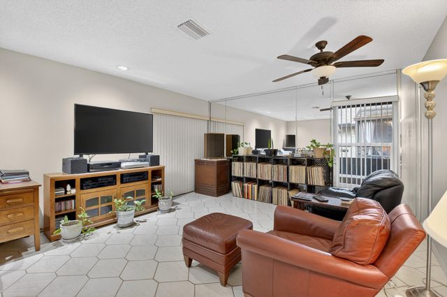 8977 Echo Lane, Boca Raton, FL 33496