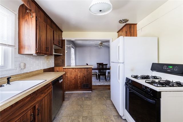 62 Ayer Street, Greece, NY 14615