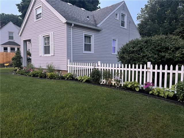 62 Ayer Street, Greece, NY 14615