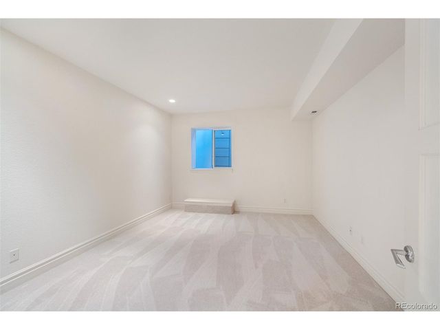 424 Jackson St, Denver, CO 80206