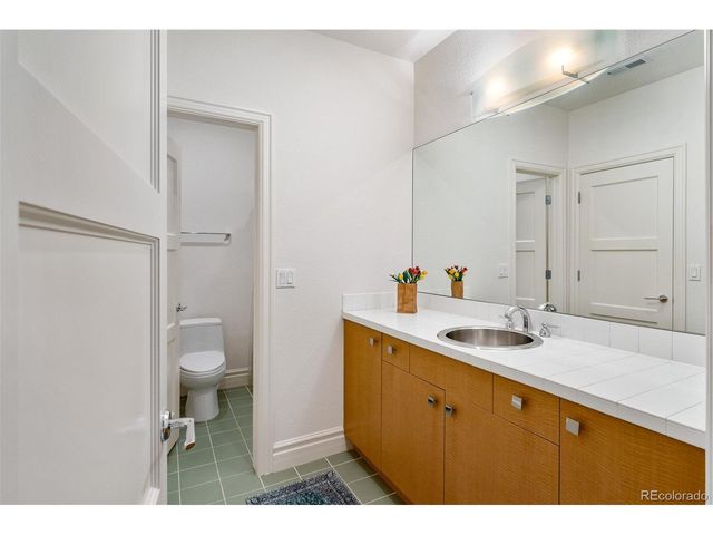 424 Jackson St, Denver, CO 80206