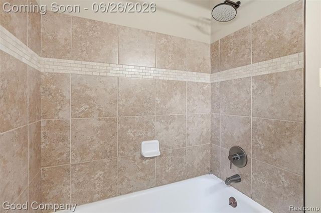 29710 Shackett Avenue, Madison Heights, MI 48071