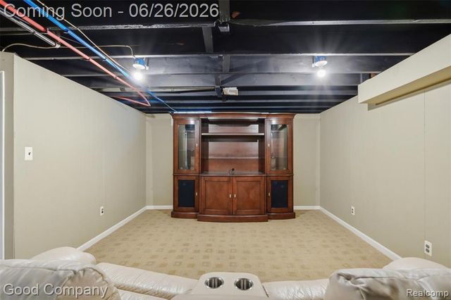 29710 Shackett Avenue, Madison Heights, MI 48071