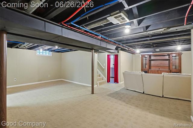 29710 Shackett Avenue, Madison Heights, MI 48071