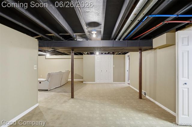 29710 Shackett Avenue, Madison Heights, MI 48071