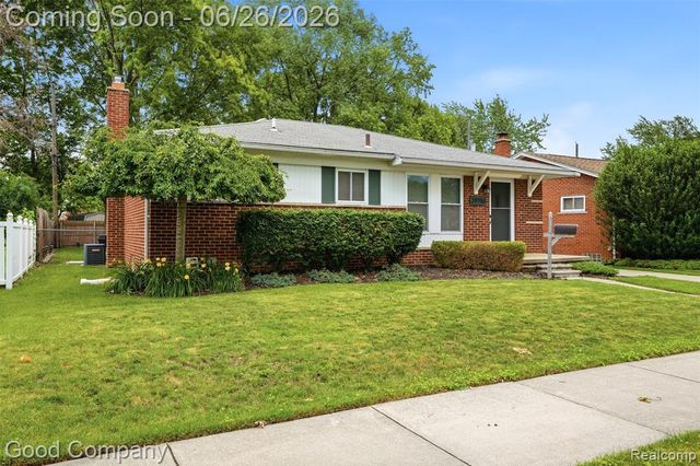 29710 Shackett Avenue, Madison Heights, MI 48071