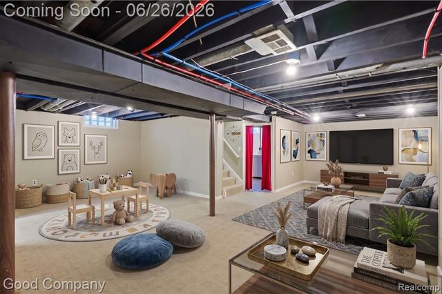29710 Shackett Avenue, Madison Heights, MI 48071