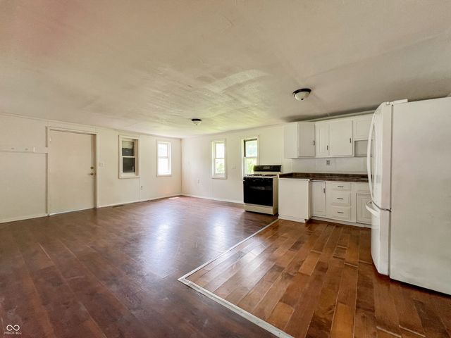 2803 Dewey Street, Anderson, IN 46016