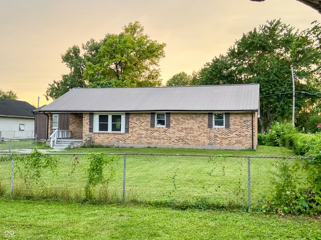 2803 Dewey Street, Anderson, IN 46016