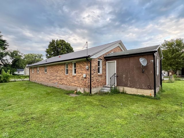 2803 Dewey Street, Anderson, IN 46016