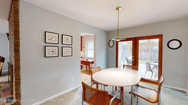 230 Kenberry Drive, East Lansing, MI 48823