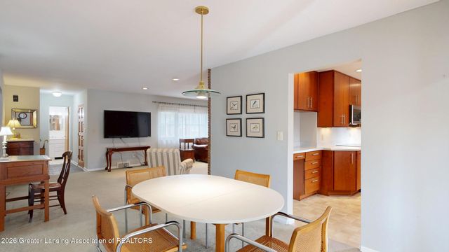 230 Kenberry Drive, East Lansing, MI 48823