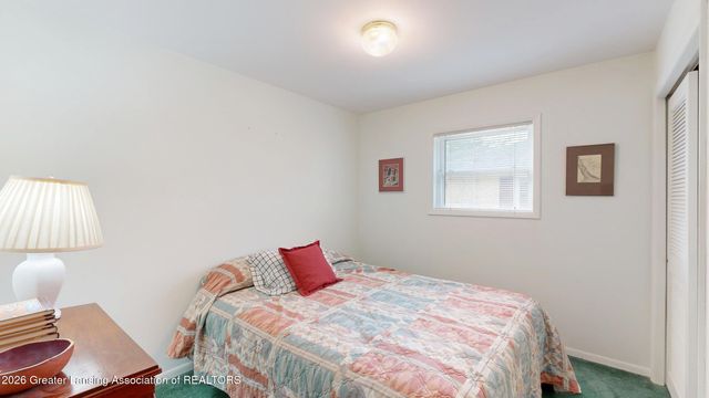 230 Kenberry Drive, East Lansing, MI 48823
