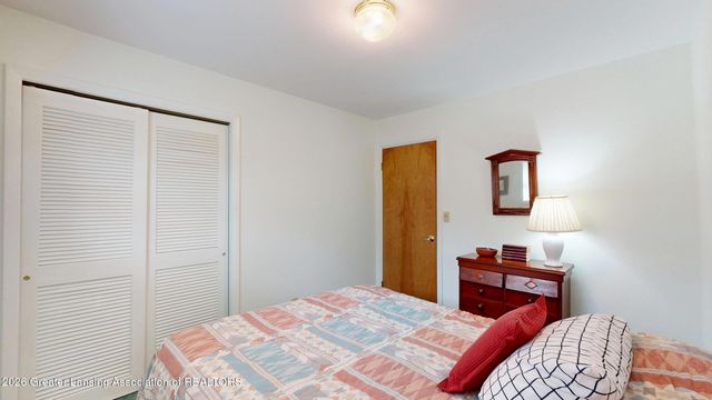 230 Kenberry Drive, East Lansing, MI 48823