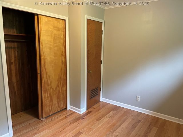 5134 Brookside Drive, Charleston, WV 25313
