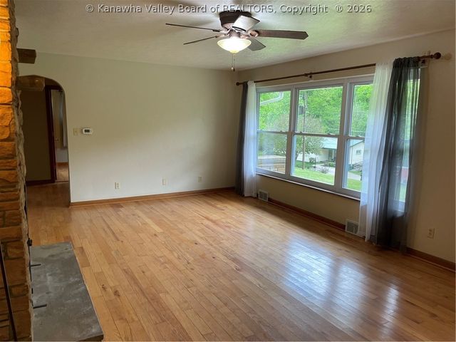 5134 Brookside Drive, Charleston, WV 25313