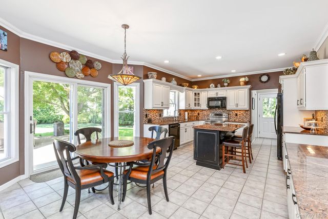 17 Dorfer Lane, Nesconset, NY 11767