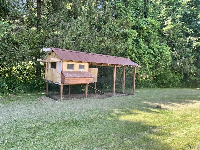 7144 Frank Long Road, Pompey, NY 13078