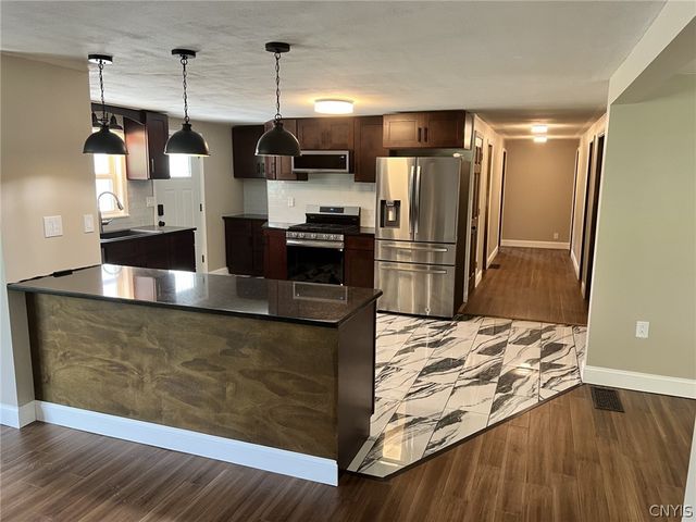 7144 Frank Long Road, Pompey, NY 13078