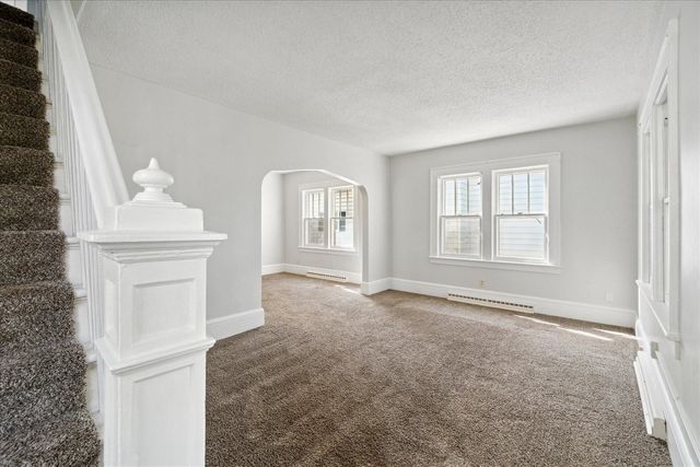 619 N State Street, Jackson, MI 49202