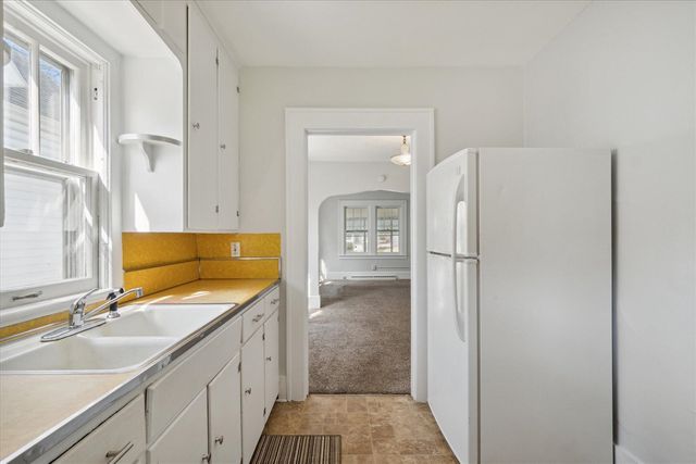 619 N State Street, Jackson, MI 49202