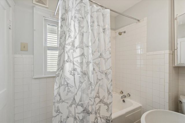 619 N State Street, Jackson, MI 49202