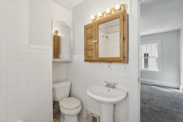 619 N State Street, Jackson, MI 49202