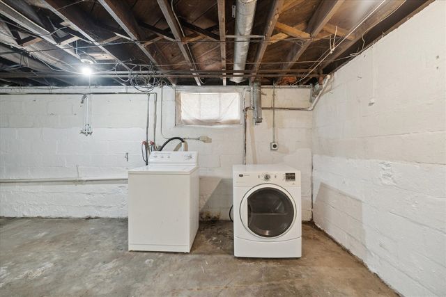 619 N State Street, Jackson, MI 49202